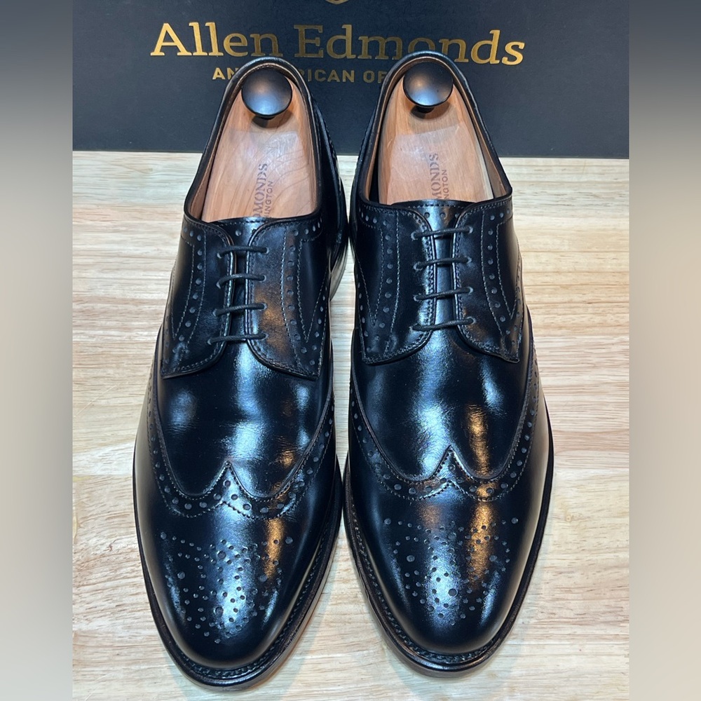 Allen Edmonds Hinsdale Men's Black Leather Wingtip Oxfords Sz 9.5D W Box & Bags